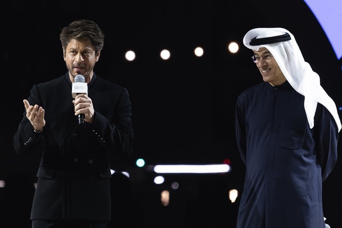 مهرجان دبي مول للموضة يختتم نسخته الافتتاحية باحتفال عالمي يكرّم أيقونات الموضة